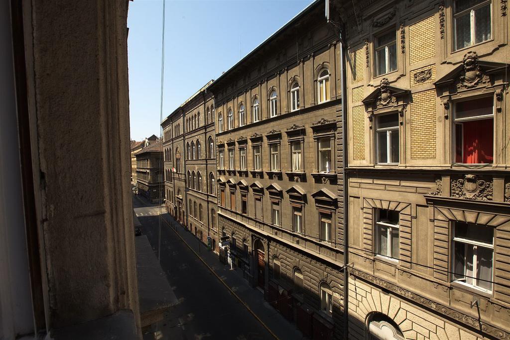 Westend Minihotel Budapest Ruang foto