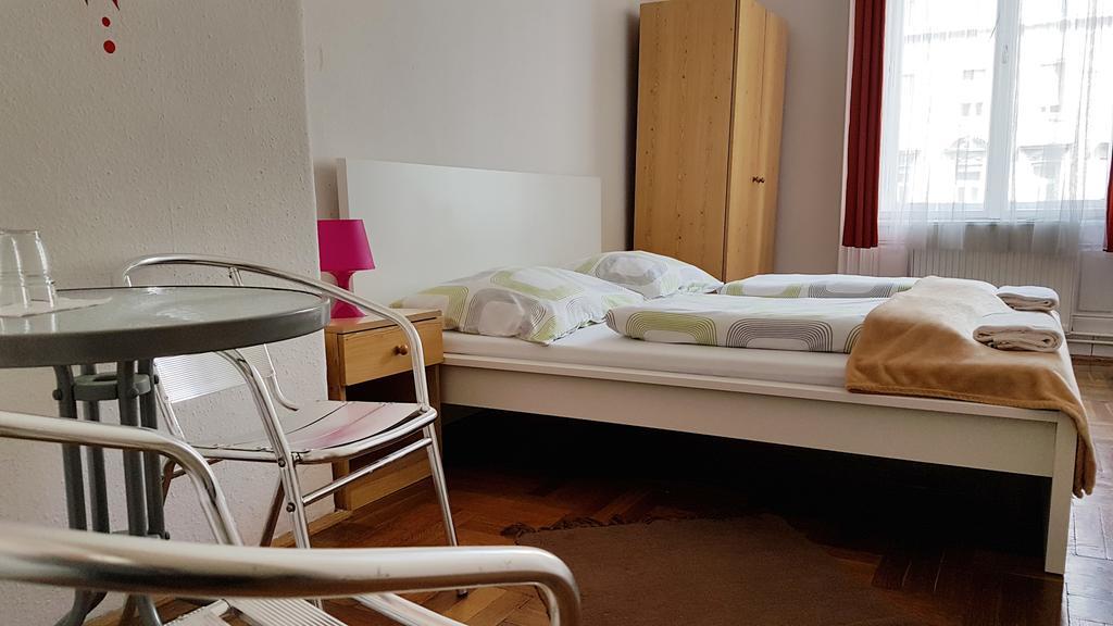 Westend Minihotel Budapest Bagian luar foto