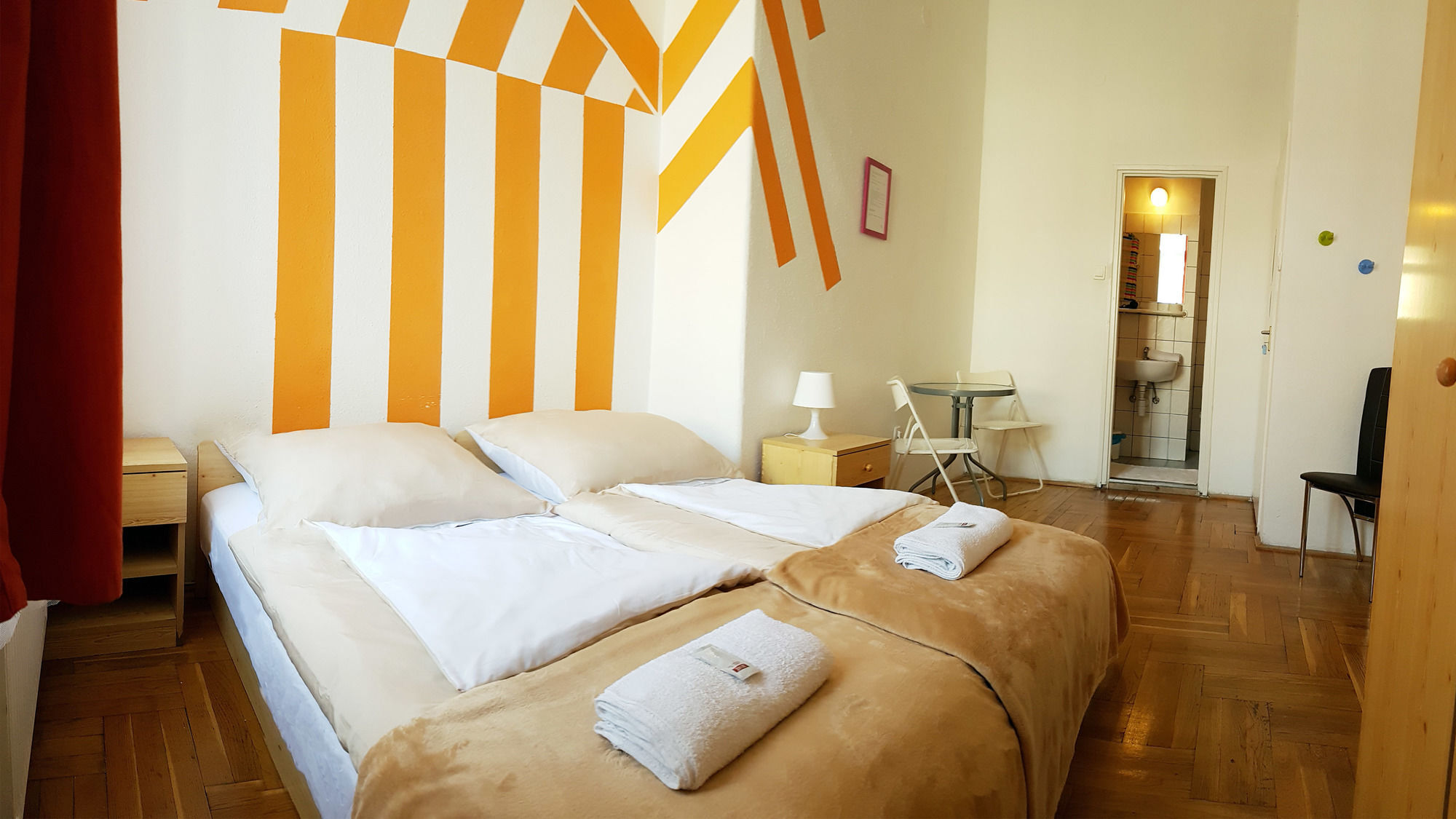 Westend Minihotel Budapest Bagian luar foto