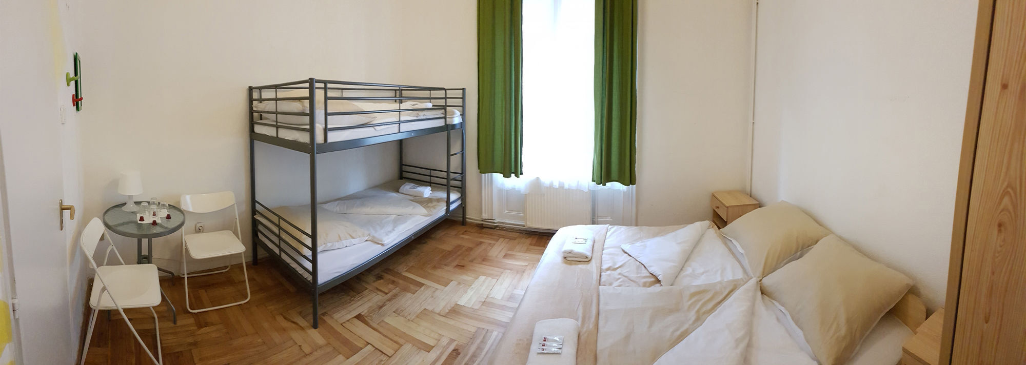 Westend Minihotel Budapest Bagian luar foto