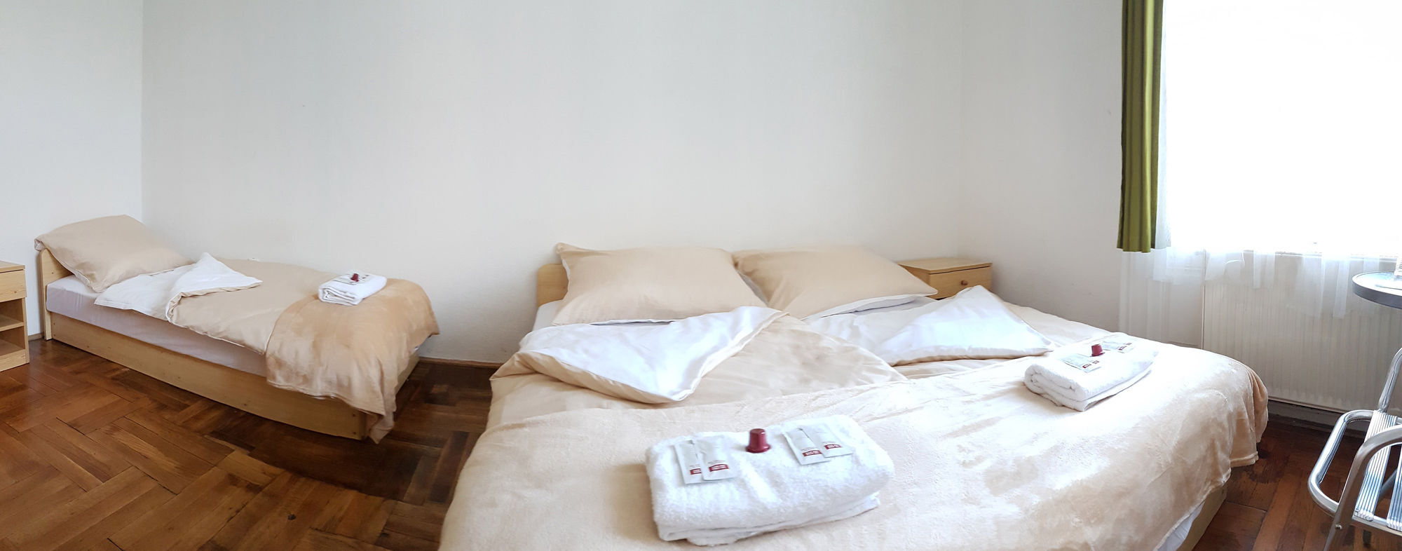 Westend Minihotel Budapest Bagian luar foto